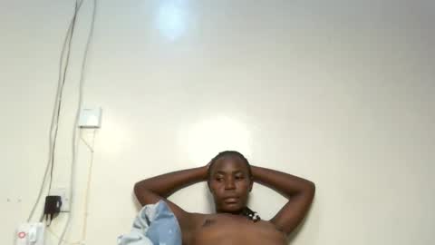 Snapshot of eboniey_slim chatting on February 22, 2026, 3:10 pm eboniey_slim online show from February 22, 2026, 3:10 pm