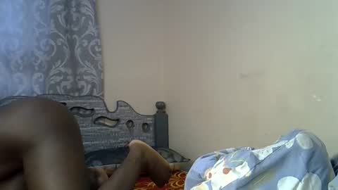 Queen online show from January 10, 2026, 1:57 pm