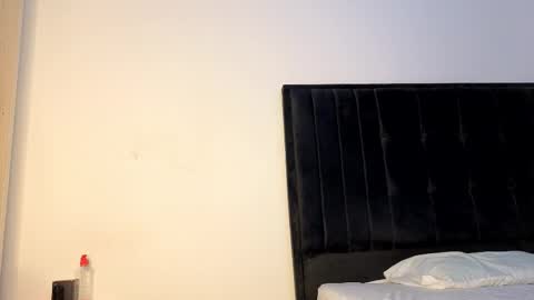 Snapshot of ebony_arya chatting on November 15, 2025, 8:27 pm Arya online show from November 15, 2025, 8:27 pm