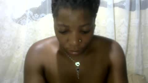 Snapshot of ebony_candy1998 chatting on May 22, 2026, 8:21 am ebony_candy1998 online show from May 22, 2026, 8:21 am