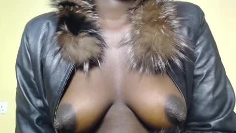 ebony choco2 online show from January 15, 2025, 5:08 am
