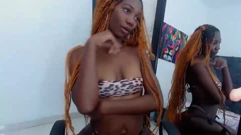 Snapshot of ebony_fantasy_ chatting on January 11, 2025, 6:01 pm Natalia online show from January 11, 2025, 6:01 pm
