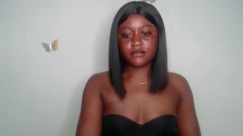 Snapshot of ebony_fatass chatting on October 7, 2025, 11:35 pm Ella online show from October 7, 2025, 11:35 pm