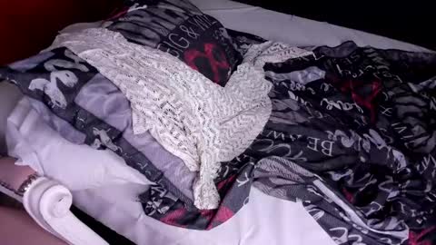 ebony_katterin online show from March 1, 2025, 2:37 am