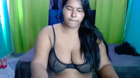 Snapshot of ebony_luna1 chatting on December 16, 2025, 8:25 pm ebony_luna1 online show from December 16, 2025, 8:25 pm