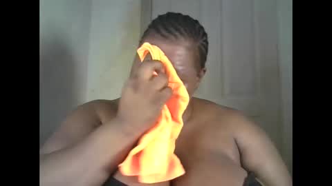 ebony_magixs online show from October 25, 2025, 7:08 pm