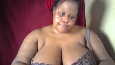 ebony_magixs online show from December 3, 2025, 10:41 pm