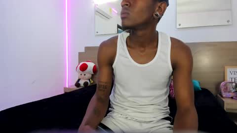 ebony_n_blonde online show from March 25, 2026, 8:04 pm