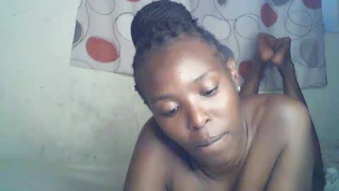 Snapshot of ebony_phoenix12 chatting on October 10, 2025, 1:10 pm ebony_phoenix12 online show from October 10, 2025, 1:10 pm