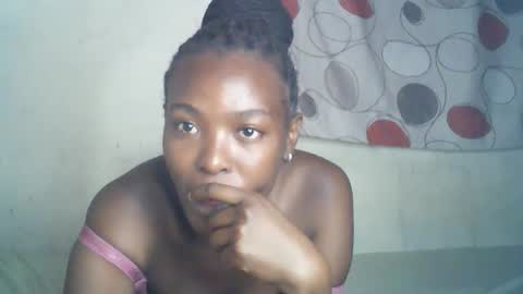 Snapshot of ebony_phoenix12 chatting on October 17, 2025, 12:58 am ebony_phoenix12 online show from October 17, 2025, 12:58 am