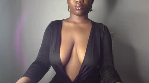 Snapshot of ebony_pussy98 chatting on February 15, 2025, 2:26 am delilah online show from February 15, 2025, 2:26 am