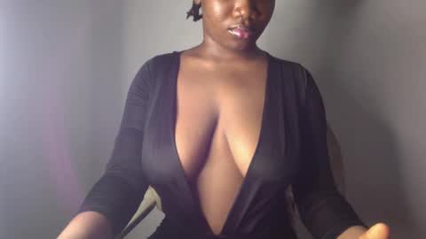 Snapshot of ebony_pussy98 chatting on March 9, 2025, 2:29 am delilah online show from March 9, 2025, 2:29 am