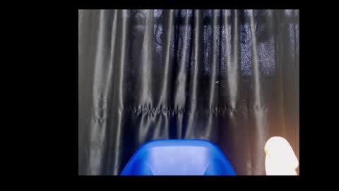 Snapshot of ebony_queenx chatting on January 10, 2026, 10:06 am Queen online show from January 10, 2026, 10:06 am