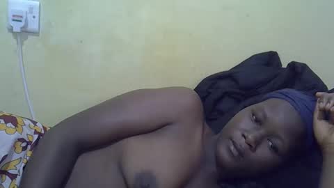 Snapshot of ebony_vanillah chatting on February 6, 2026, 4:50 am ebony_vanillah online show from February 6, 2026, 4:50 am