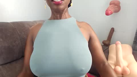 Ebony Melanie online show from January 15, 2026, 4:17 am