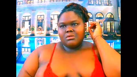 Snapshot of ebonyhotbuns4u2luv chatting on February 3, 2026, 5:38 am ebonyhotbuns4u2luv online show from February 3, 2026, 5:38 am