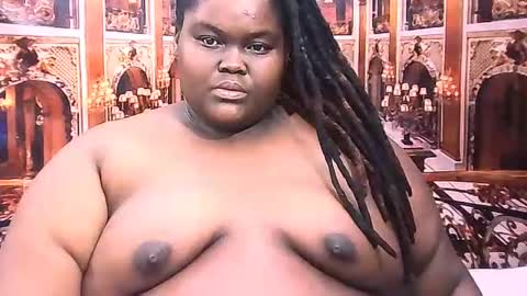 Snapshot of ebonyhotbuns4u2luv chatting on June 18, 2026, 9:19 pm ebonyhotbuns4u2luv online show from June 18, 2026, 9:19 pm
