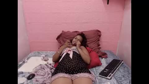 ebonykel online show from December 15, 2025, 11:25 am