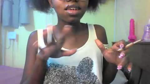 Ebonymuse2 online show from May 15, 2026, 6:37 pm
