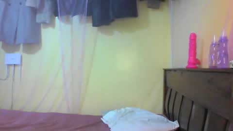 Ebonymuse2 online show from May 27, 2026, 11:24 pm