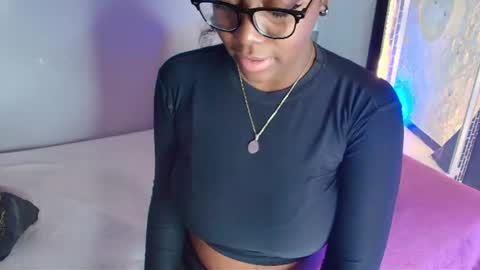 Snapshot of ebonyrosee_ chatting on June 4, 2026, 12:22 pm ebonyrosee_ online show from June 4, 2026, 12:22 pm