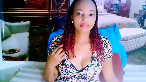 Snapshot of ebonyseductionz chatting on February 7, 2025, 6:34 pm Zammy online show from February 7, 2025, 6:34 pm