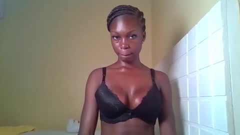 ebonytanqueen online show from March 9, 2026, 12:25 am