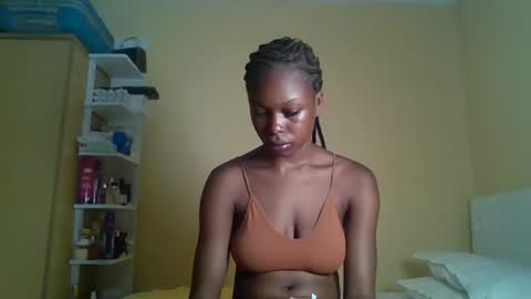 ebonytanqueen online show from April 13, 2026, 2:28 am