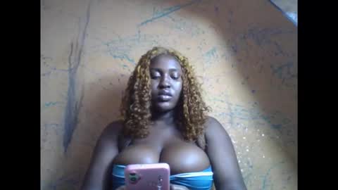Snapshot of ebonyvd chatting on February 5, 2026, 10:14 pm ebonyvd online show from February 5, 2026, 10:14 pm
