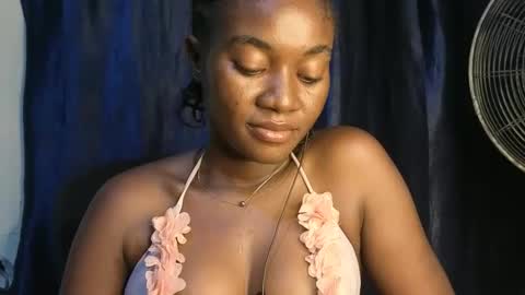 ebonyx_kokox online show from October 2, 2025, 12:01 pm