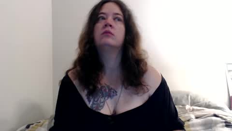 Snapshot of echosol17 chatting on September 27, 2025, 11:37 am Weird Echo online show from September 27, 2025, 11:37 am