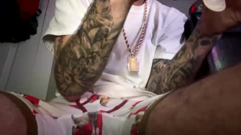 Snapshot of ecko2012 chatting on December 19, 2025, 3:35 am ecko2012 online show from December 19, 2025, 3:35 am