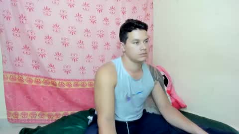 Snapshot of eclipseandflame chatting on October 26, 2025, 3:45 am    online show from October 26, 2025, 3:45 am