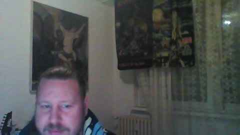 Snapshot of eda666 chatting on December 11, 2024, 7:14 pm Edward online show from December 11, 2024, 7:14 pm