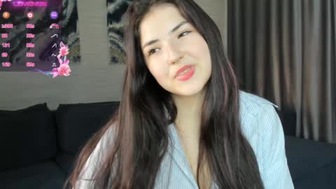 Snapshot of edabayse chatting on December 14, 2024, 12:12 pm Viola online show from December 14, 2024, 12:12 pm