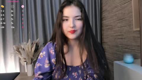 Snapshot of edabayse chatting on February 10, 2025, 5:09 pm Viola online show from February 10, 2025, 5:09 pm