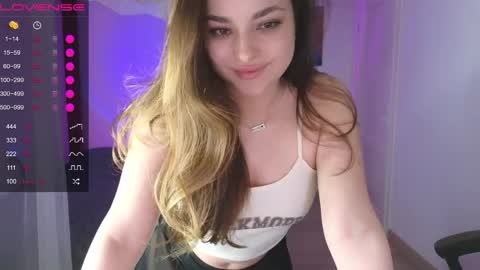 Snapshot of edaflower chatting on April 9, 2026, 7:19 pm Eda online show from April 9, 2026, 7:19 pm