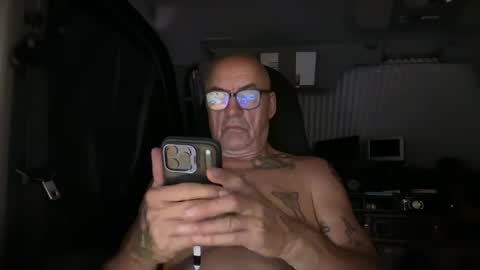 Snapshot of eddelmar chatting on June 27, 2026, 11:10 pm eddelmar online show from June 27, 2026, 11:10 pm