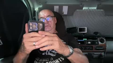 Snapshot of eddelmar chatting on July 5, 2026, 1:29 pm eddelmar online show from July 5, 2026, 1:29 pm