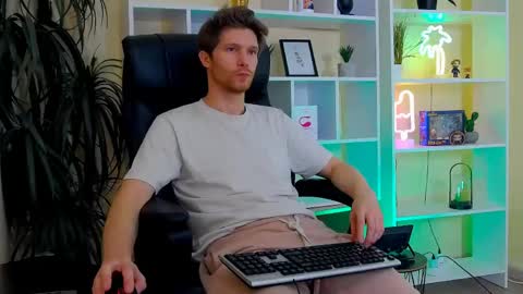 eddie_baker online show from May 13, 2026, 8:27 pm
