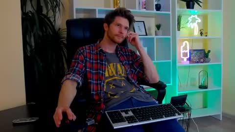eddie_baker online show from May 19, 2026, 10:38 pm