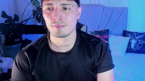 Snapshot of eddivine chatting on March 12, 2026, 4:18 am ED DIVINE online show from March 12, 2026, 4:18 am