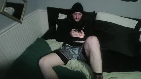 Snapshot of eddy815 chatting on February 4, 2026, 7:47 am eddy815 online show from February 4, 2026, 7:47 am