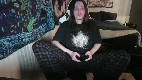 Snapshot of eddy815 chatting on February 15, 2026, 10:14 am eddy815 online show from February 15, 2026, 10:14 am