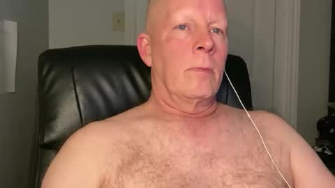 Snapshot of eddygl1968 chatting on December 9, 2024, 3:18 am Eddy online show from December 9, 2024, 3:18 am