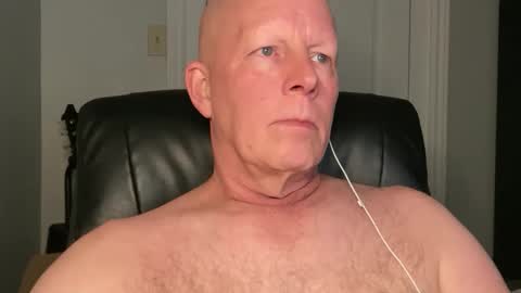 Snapshot of eddygl1968 chatting on February 10, 2025, 3:57 am Eddy online show from February 10, 2025, 3:57 am