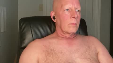 Snapshot of eddygl1968 chatting on February 20, 2025, 3:01 am Eddy online show from February 20, 2025, 3:01 am