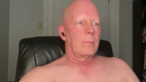 Snapshot of eddygl1968 chatting on November 3, 2025, 3:08 am Eddy online show from November 3, 2025, 3:08 am