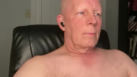 Snapshot of eddygl1968 chatting on November 10, 2025, 3:49 am Eddy online show from November 10, 2025, 3:49 am