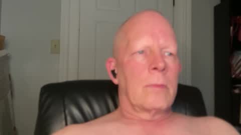 Snapshot of eddygl1968 chatting on November 19, 2025, 3:39 am Eddy online show from November 19, 2025, 3:39 am